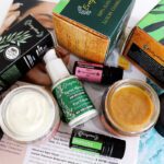 Evergetikon - pleťový peeling s meruňkou a pomeranči, esenciální oleje Jasmín a Neroli, oční krém s aloe a okurkou, krém proti vráskám s aloe vera