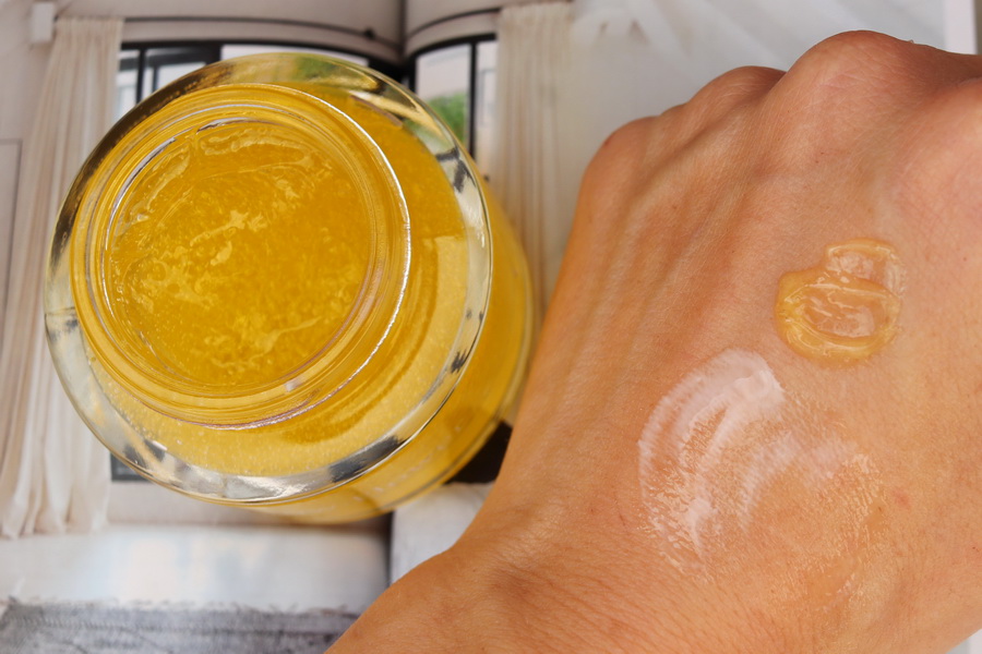 jemný čisticí mléčný balzám Meadow Flower USVA