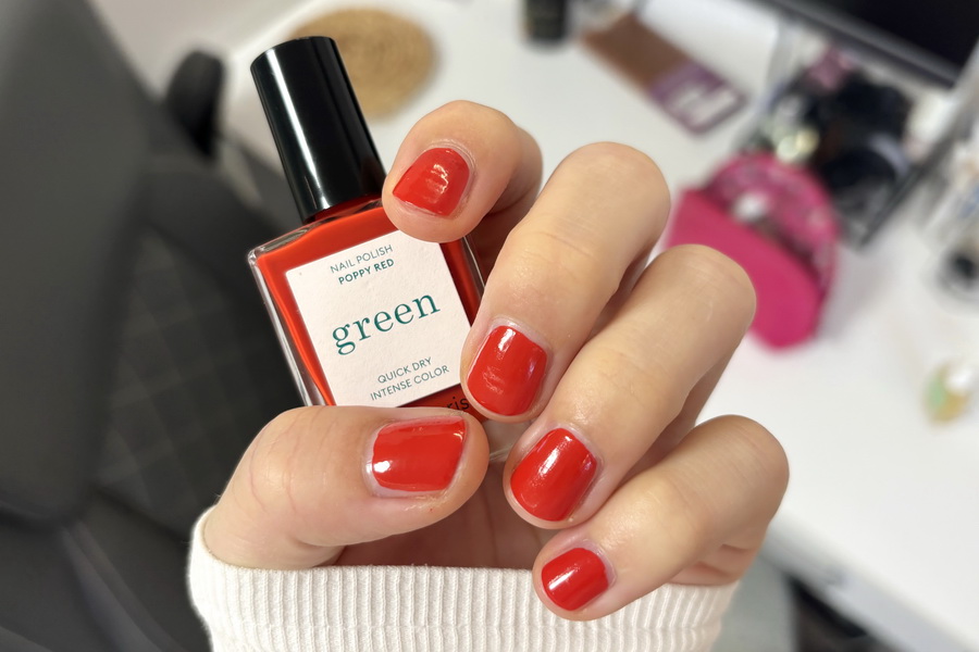 ukázka laku Poppy Red Manucurist