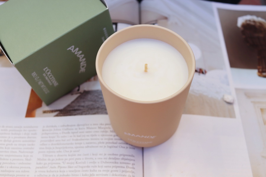 mandlová svíčka L'Occitane