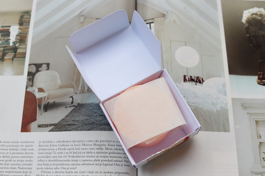 otevřená krabička