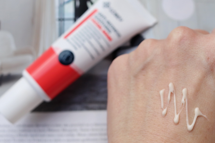 ukázka masky na hřbetu ruky