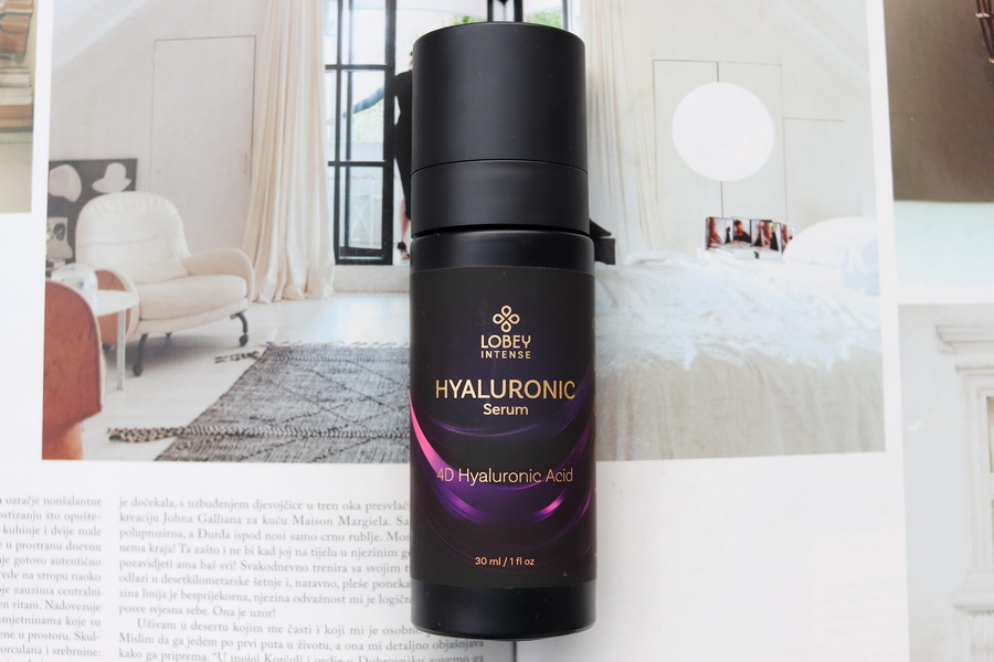 hyaluronové sérum Intense od Lobey
