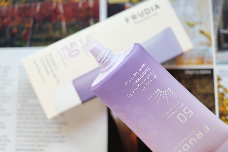 Hydratační opalovací krém Frudia Blueberry SPF 50 (recenze) 3 detail balení