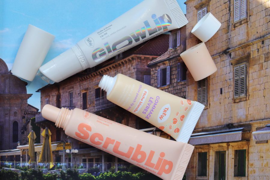 Trew: cukrový peeling na rty s broskví ScrubLip a hydratační olej na rty s leskem GlowLip (2 recenze) 2 cukrový peeling ScrubLip a hydratační olej GlowLip od Trew